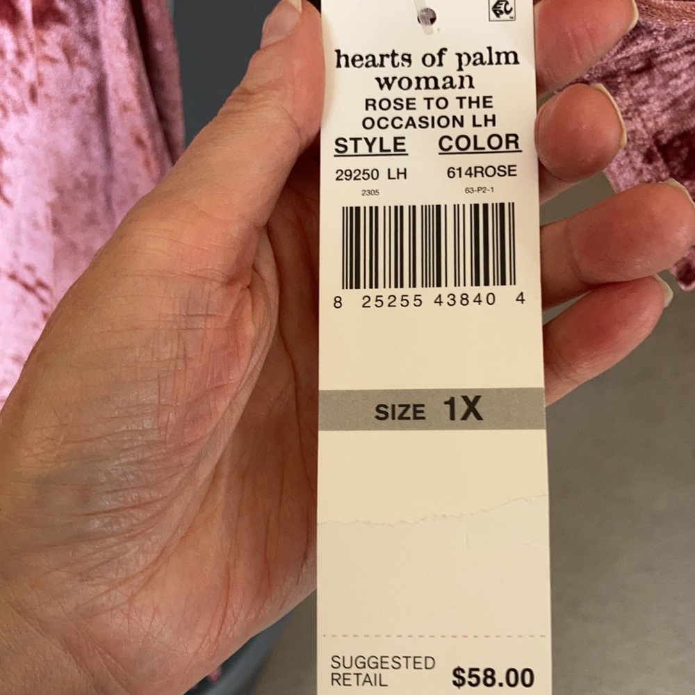 Hearts of Palm duller pink velvet like top with stretch 2X - Picture 17 of 17